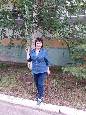 Встреча сейчас без регистрации. Фотозоны для встречи выпускников. Встреча сейчас без регистрации. Сегодня встреча. Женские встречи.